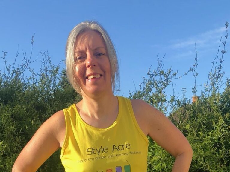 Running the London Marathon Fundraiser running the London Marathon for Style Acre